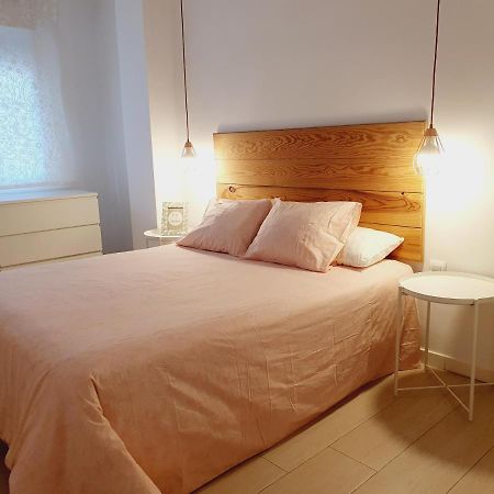 En Corts Flat Apartment Valencia Exterior photo